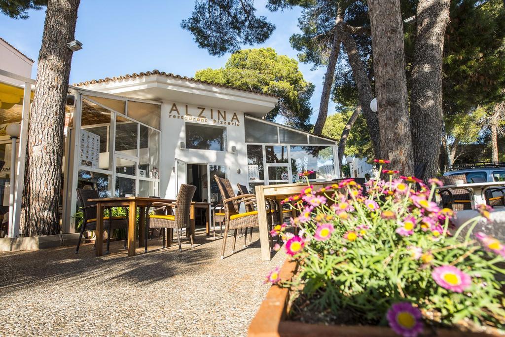 Hostal Alcina Hotel Cala Ratjada  Exterior photo